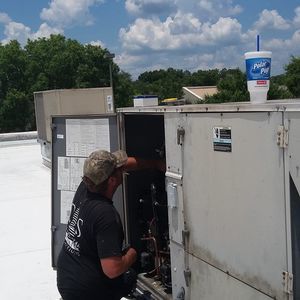 Meet your Posher, Thomas